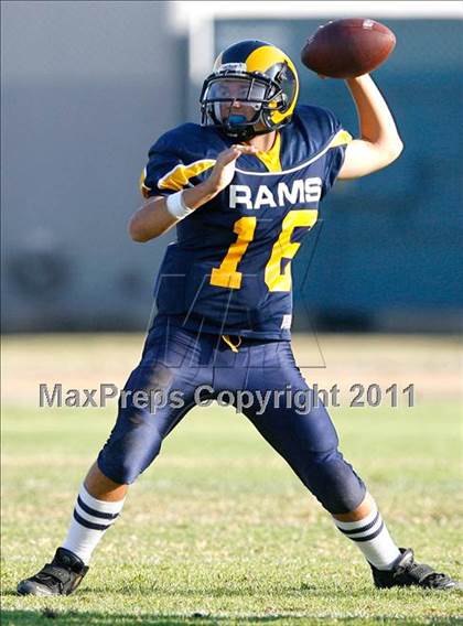 Thumbnail 1 in Fountain Valley @ Millikan photogallery.