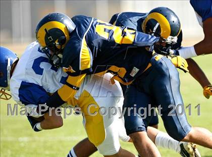 Thumbnail 2 in Fountain Valley @ Millikan photogallery.