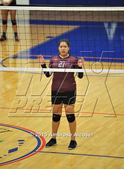 Thumbnail 1 in Reagan vs Lamar (34th Annual Houston ISD Varsity Volleyball Tournament) photogallery.