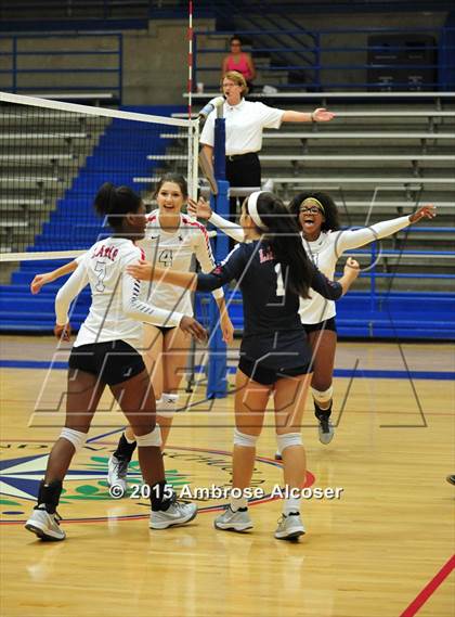 Thumbnail 1 in Reagan vs Lamar (34th Annual Houston ISD Varsity Volleyball Tournament) photogallery.