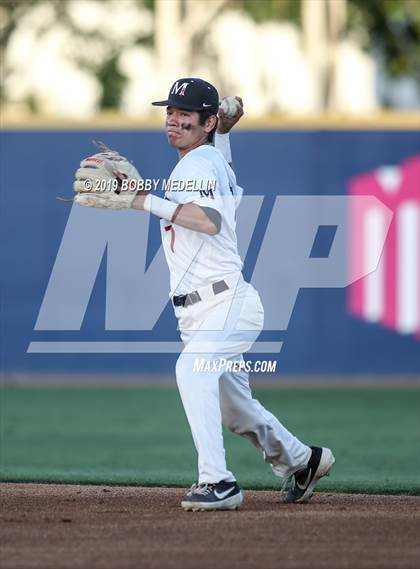 Thumbnail 2 in Sanger vs. San Joaquin Memorial (2019 D2 Valley Championships) photogallery.