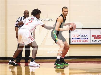 Thumbnail 3 in DeSoto @ Cedar Hill photogallery.