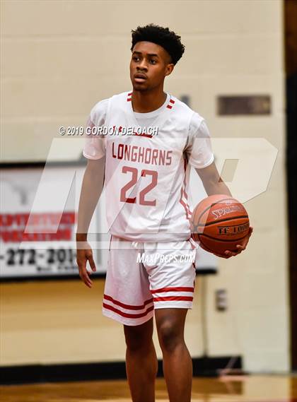 Thumbnail 1 in DeSoto @ Cedar Hill photogallery.