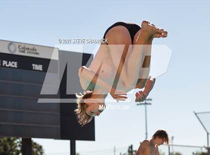 Thumbnail 3 in AIA Division II Diving Semifinals  photogallery.