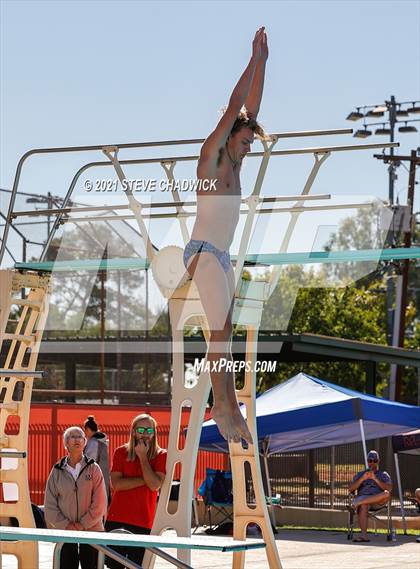 Thumbnail 1 in AIA Division II Diving Semifinals  photogallery.