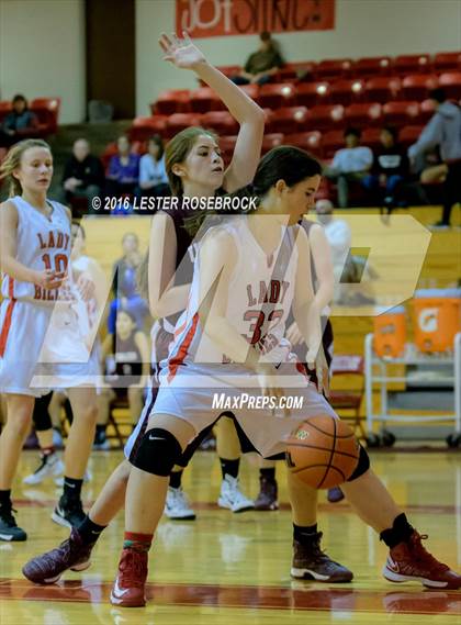 Thumbnail 3 in FR: Uvalde @ Fredericksburg photogallery.