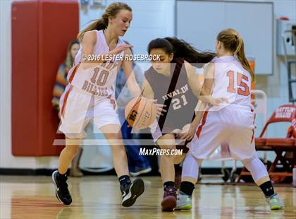Thumbnail 3 in FR: Uvalde @ Fredericksburg photogallery.