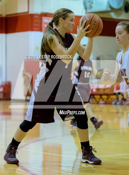 Thumbnail 3 in FR: Uvalde @ Fredericksburg photogallery.