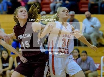 Thumbnail 2 in FR: Uvalde @ Fredericksburg photogallery.