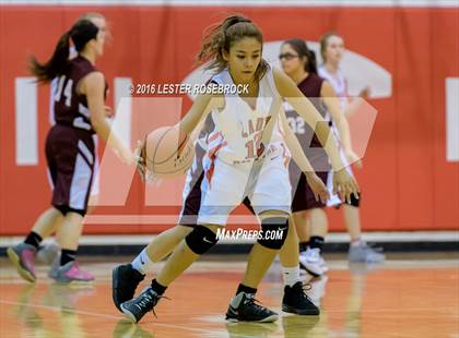 Thumbnail 3 in FR: Uvalde @ Fredericksburg photogallery.