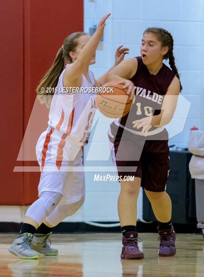 Thumbnail 1 in FR: Uvalde @ Fredericksburg photogallery.