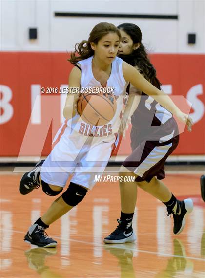 Thumbnail 2 in FR: Uvalde @ Fredericksburg photogallery.