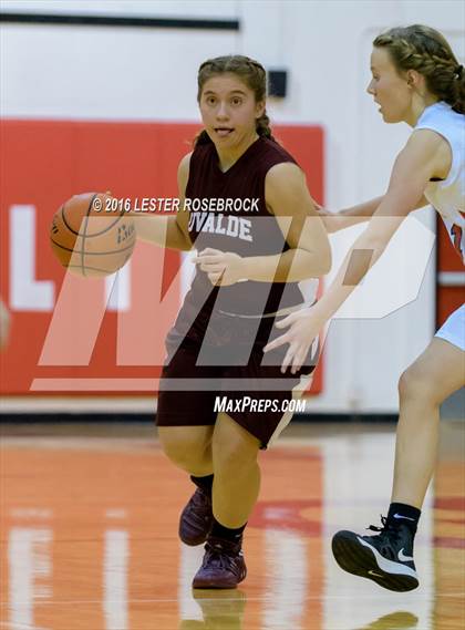 Thumbnail 2 in FR: Uvalde @ Fredericksburg photogallery.