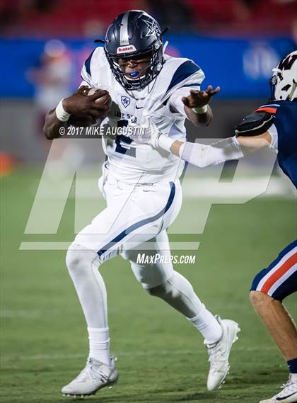 Thumbnail 3 in Lone Star @ Wakeland photogallery.