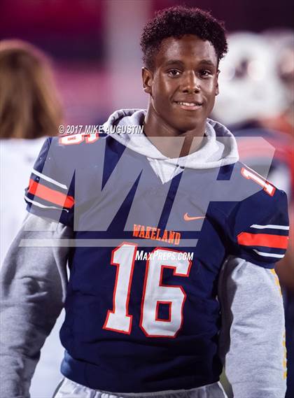 Thumbnail 2 in Lone Star @ Wakeland photogallery.