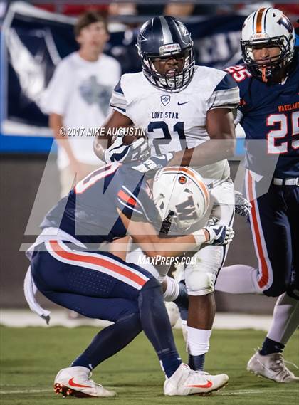 Thumbnail 3 in Lone Star @ Wakeland photogallery.