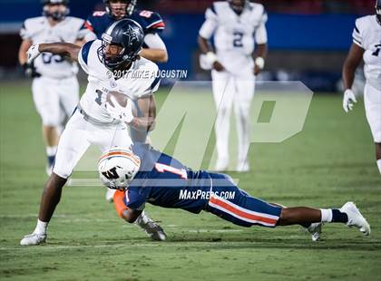Thumbnail 1 in Lone Star @ Wakeland photogallery.