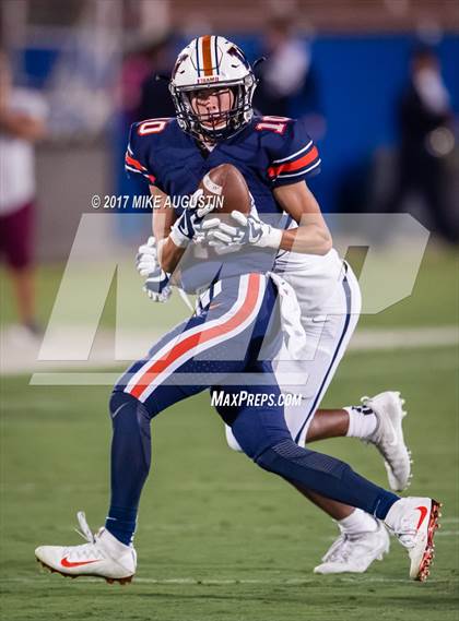Thumbnail 2 in Lone Star @ Wakeland photogallery.