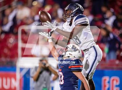 Thumbnail 2 in Lone Star @ Wakeland photogallery.