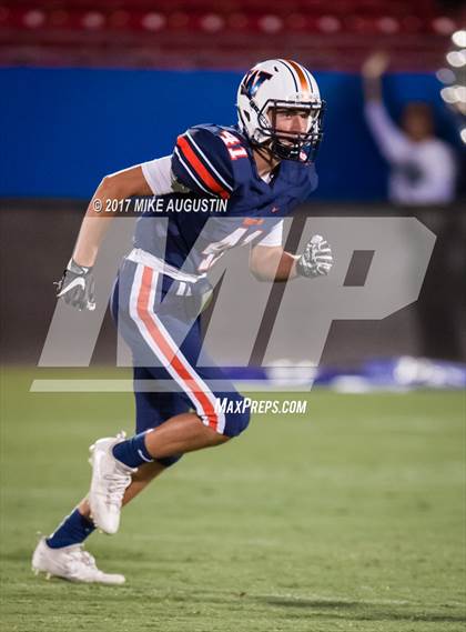 Thumbnail 1 in Lone Star @ Wakeland photogallery.
