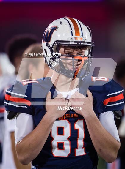 Thumbnail 3 in Lone Star @ Wakeland photogallery.
