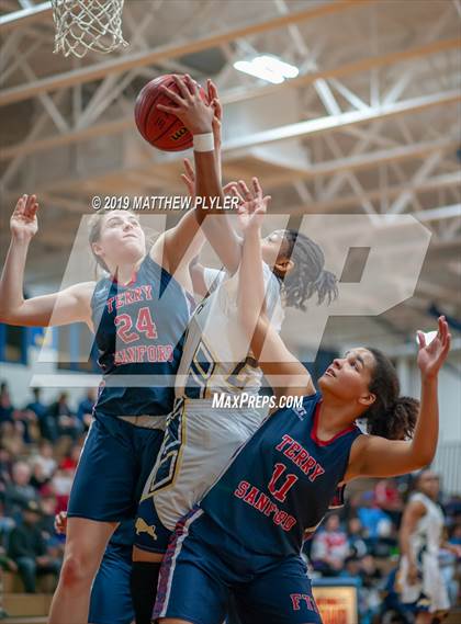 Thumbnail 2 in Terry Sanford @ E.E. Smith photogallery.