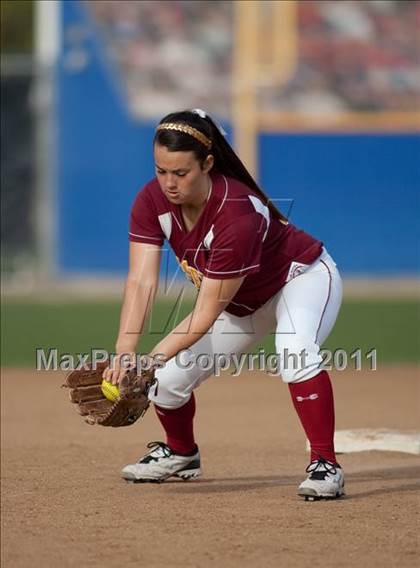 Thumbnail 1 in Charter Oak vs. La Serna photogallery.