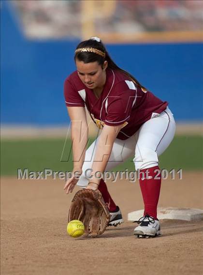 Thumbnail 1 in Charter Oak vs. La Serna photogallery.