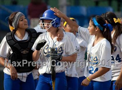 Thumbnail 2 in Charter Oak vs. La Serna photogallery.