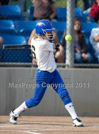 Thumbnail 3 in Charter Oak vs. La Serna photogallery.