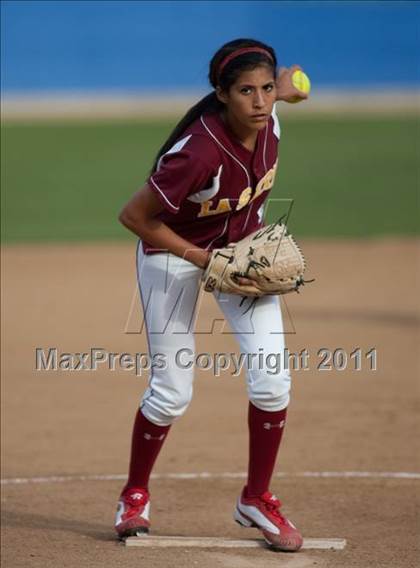 Thumbnail 2 in Charter Oak vs. La Serna photogallery.