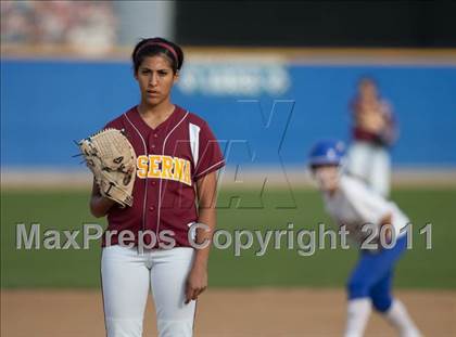 Thumbnail 3 in Charter Oak vs. La Serna photogallery.