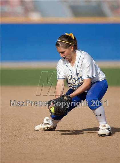 Thumbnail 2 in Charter Oak vs. La Serna photogallery.