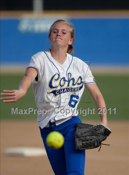 Thumbnail 1 in Charter Oak vs. La Serna photogallery.