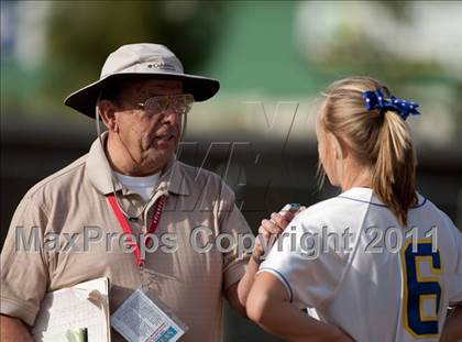 Thumbnail 2 in Charter Oak vs. La Serna photogallery.