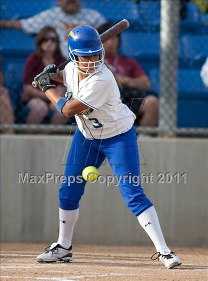 Thumbnail 1 in Charter Oak vs. La Serna photogallery.