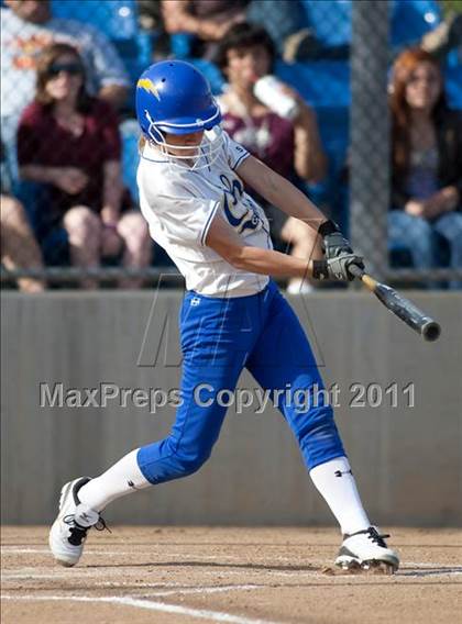 Thumbnail 3 in Charter Oak vs. La Serna photogallery.