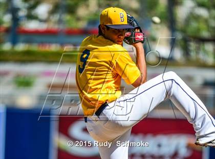 Thumbnail 1 in Bonita Vista vs. Mater Dei Catholic photogallery.