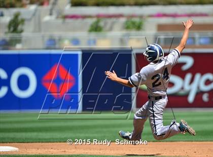 Thumbnail 2 in Bonita Vista vs. Mater Dei Catholic photogallery.