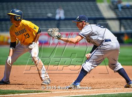 Thumbnail 2 in Bonita Vista vs. Mater Dei Catholic photogallery.