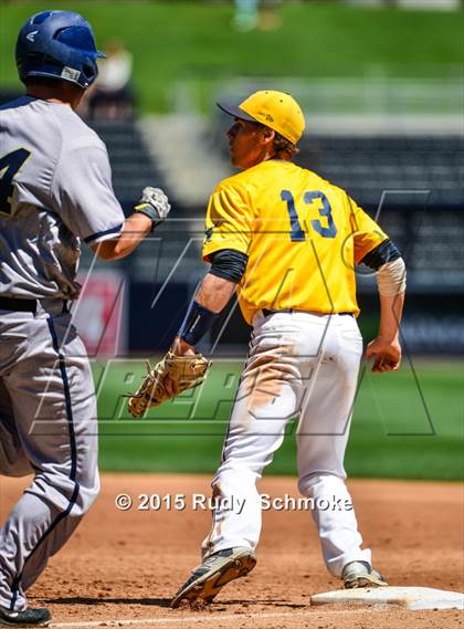 Thumbnail 1 in Bonita Vista vs. Mater Dei Catholic photogallery.