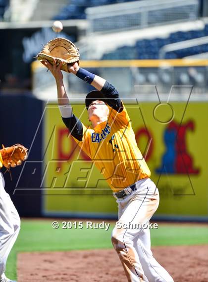 Thumbnail 3 in Bonita Vista vs. Mater Dei Catholic photogallery.