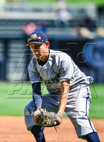 Thumbnail 2 in Bonita Vista vs. Mater Dei Catholic photogallery.