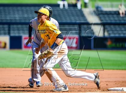 Thumbnail 2 in Bonita Vista vs. Mater Dei Catholic photogallery.