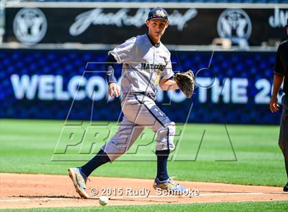 Thumbnail 1 in Bonita Vista vs. Mater Dei Catholic photogallery.