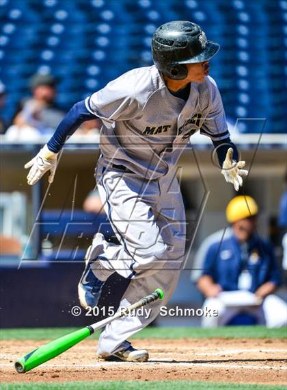 Thumbnail 3 in Bonita Vista vs. Mater Dei Catholic photogallery.