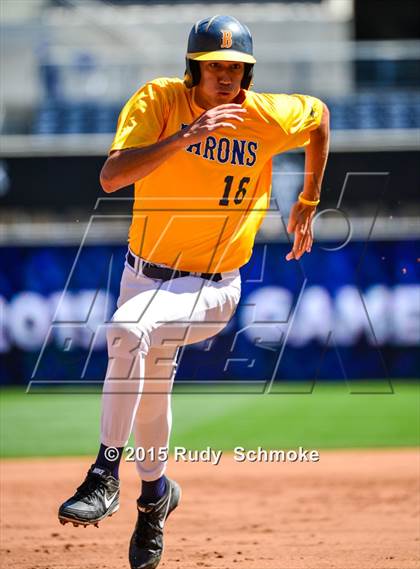Thumbnail 1 in Bonita Vista vs. Mater Dei Catholic photogallery.