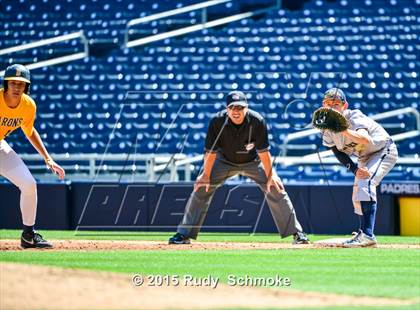 Thumbnail 2 in Bonita Vista vs. Mater Dei Catholic photogallery.