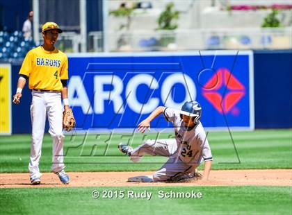 Thumbnail 1 in Bonita Vista vs. Mater Dei Catholic photogallery.