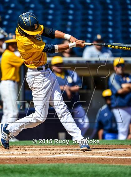 Thumbnail 2 in Bonita Vista vs. Mater Dei Catholic photogallery.